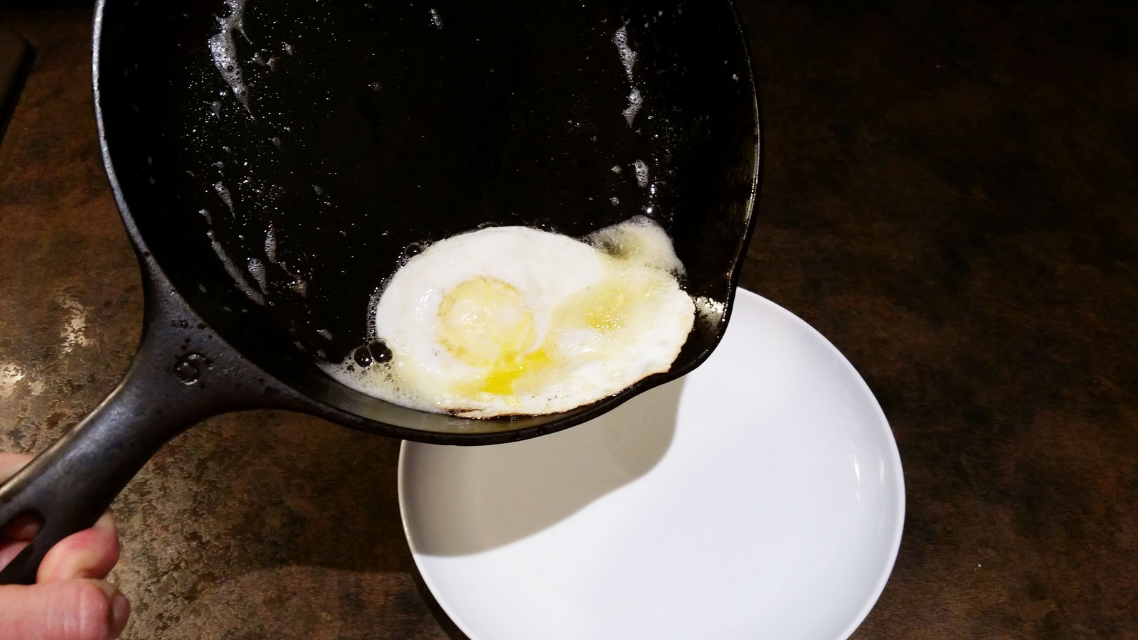 1600-x-900_Cast-Iron_eggs 1600-x-900_Cast-Iron_eggs
